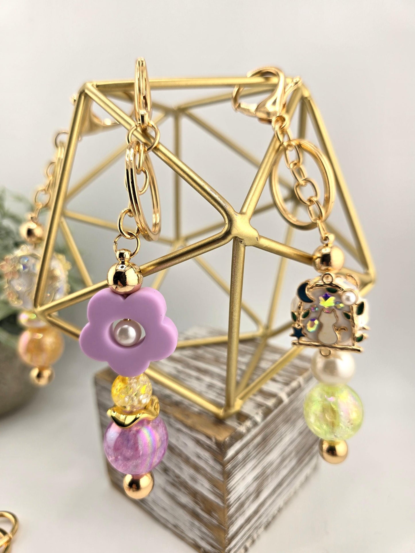 Mystery Gift Box Set, 3 products in one box, Beaded Pen, Straw Chain & Keychain Set – Handmade Gifts for Animal Lovers – Cute and Colorful Beaded Accessories