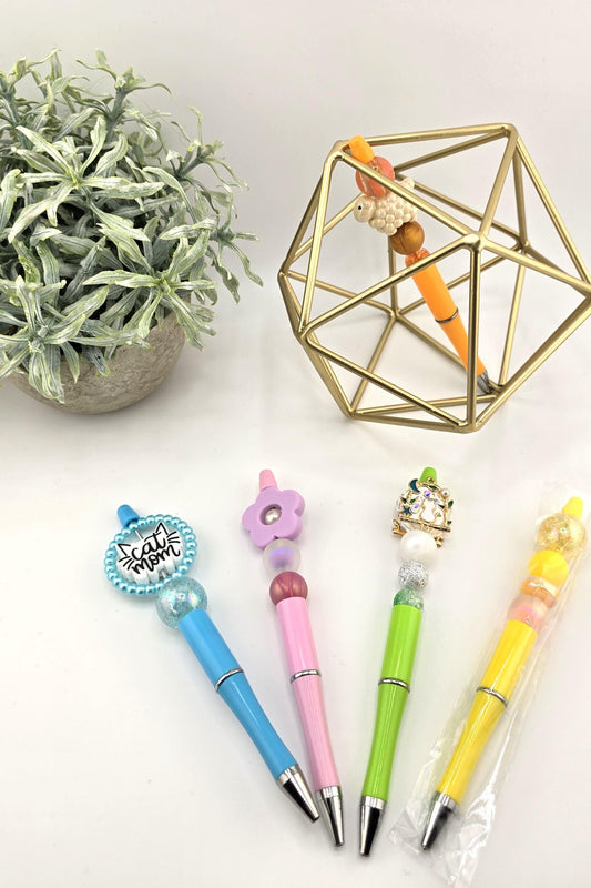 Mystery Gift Box Set, 3 products in one box, Beaded Pen, Straw Chain & Keychain Set – Handmade Gifts for Animal Lovers – Cute and Colorful Beaded Accessories