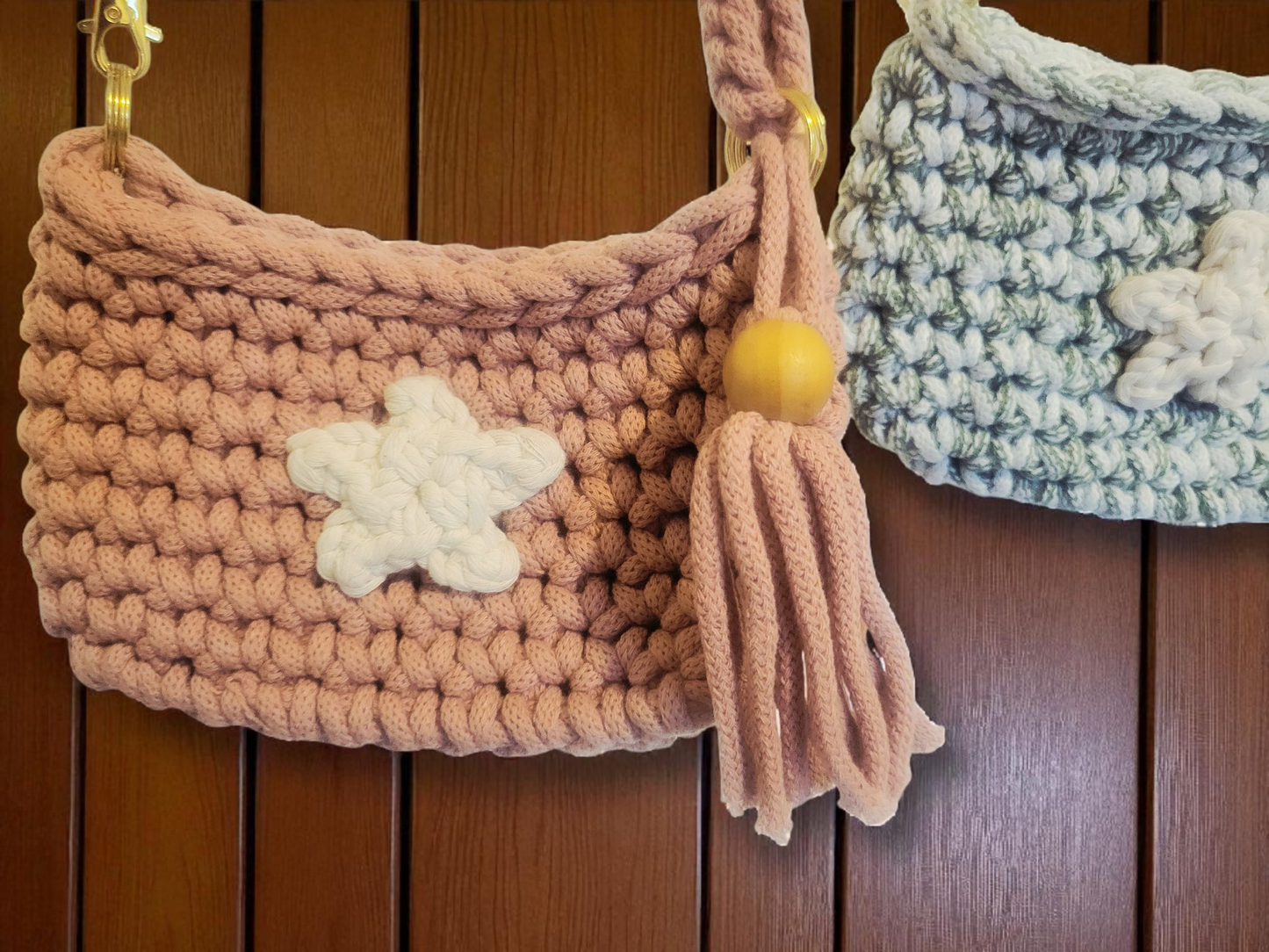 Crochet Purse, Shoulder bag, Adjustable Strap 29"-60"(73-150cm), Detachable Strap, Length 8"(20cm) Width 5.5"(15cm), Star design, tassel with wooden bead